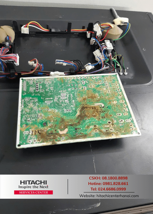Bo mạch tủ lạnh Hitachi gặp trục trặc